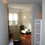 Bed&cafe 3*