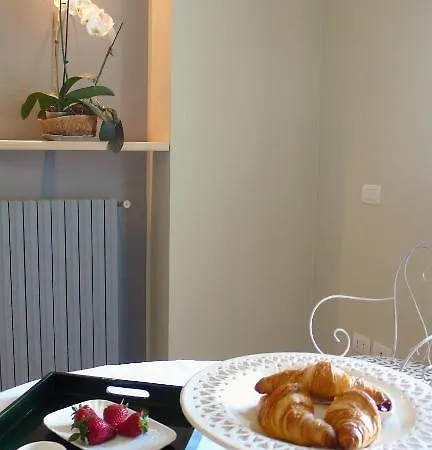 Bed&cafe 3*