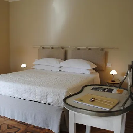 Panzió Bed&cafe Milánó