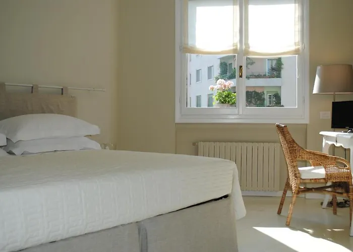 Bed&cafe 3* Mediolan