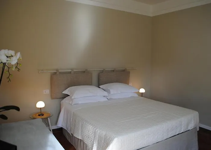 Bed&cafe Nocleg ze śniadaniem 3*